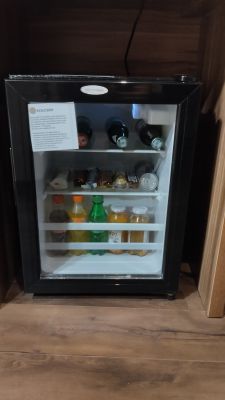 Бесячий холодильник в отеле NACHO