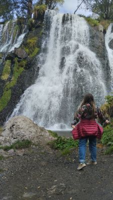 Света у водопада