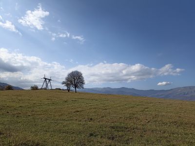 Красивые виды на пути к монастырю