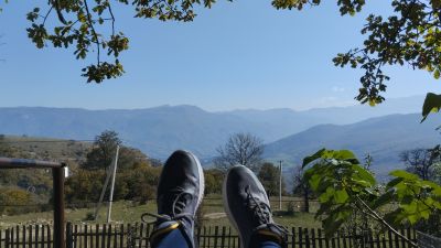 Вид с качелей