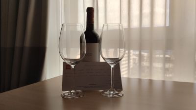 Милый подарок в номере