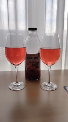 Зачем нам вино, когда есть компот?