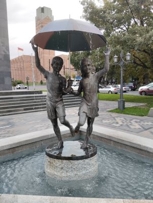 Ещё фонтан в парке 2800-летия Еревана